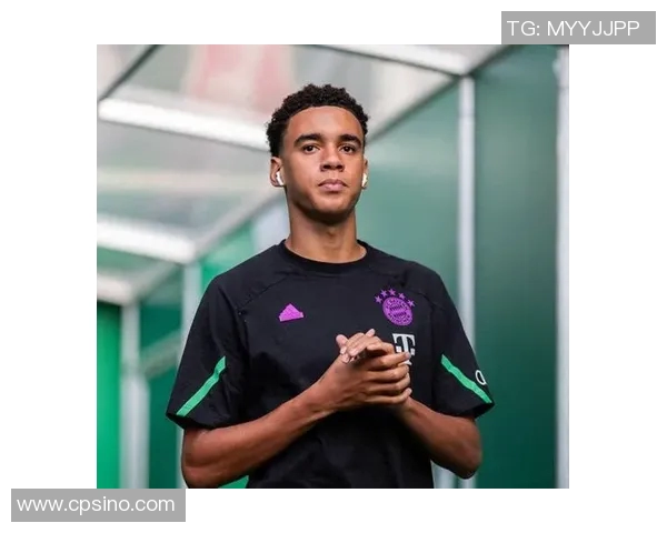 拜仁足球明星高清头像大全展现球员风采与魅力